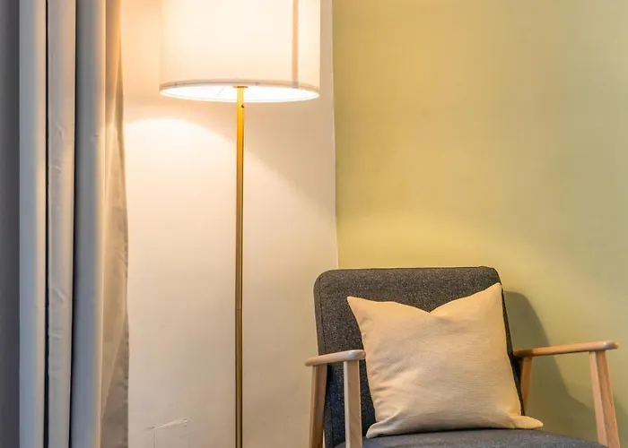 2 Bed I 82 M2 I Comfy I 160 Mbit Wifi